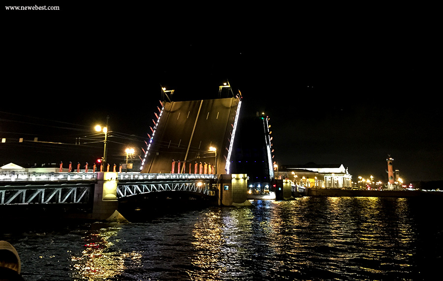 Saint Petersburg opened bridge