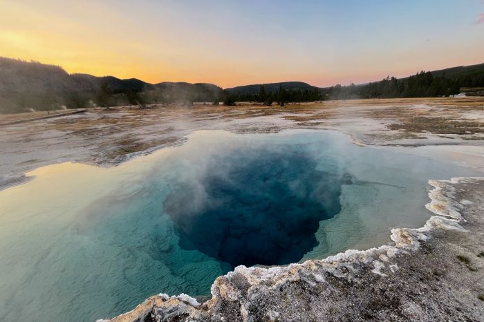 Yellowstone - Biscuit Basil Trail